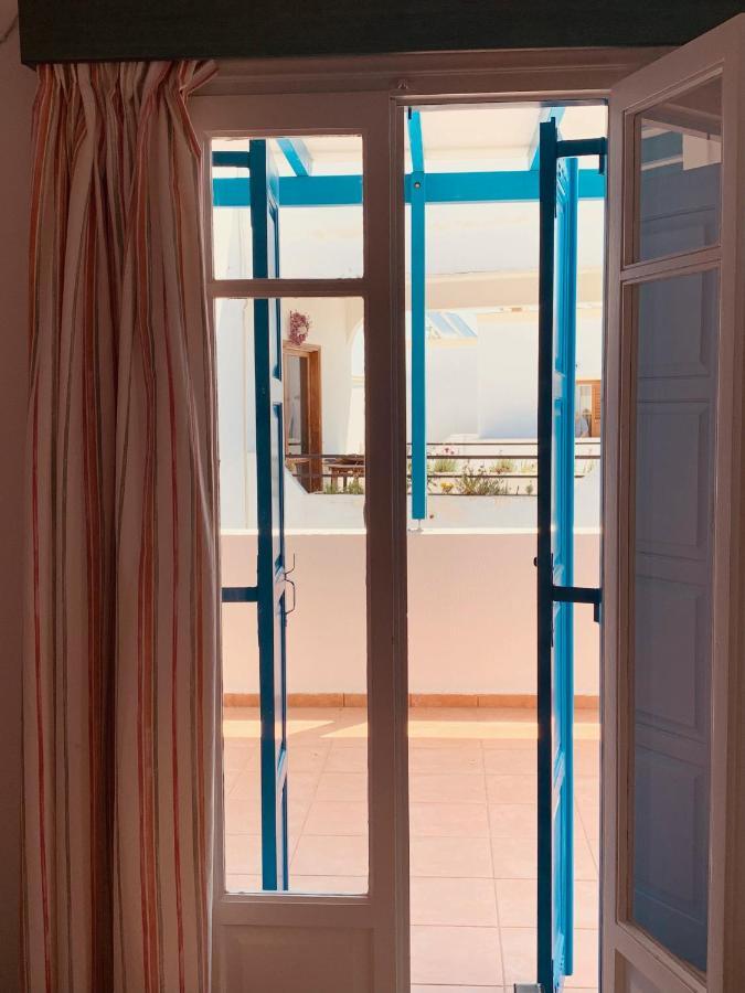 אדאמאס Manousos Rooms מראה חיצוני תמונה